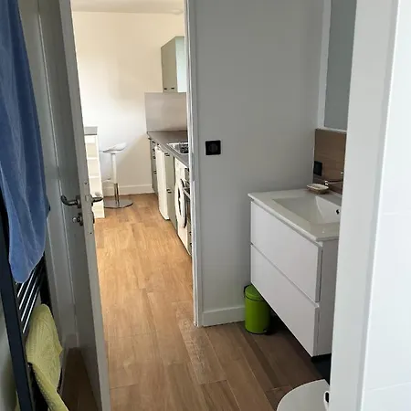 Capeyron Et Grand-louis Apartamento *